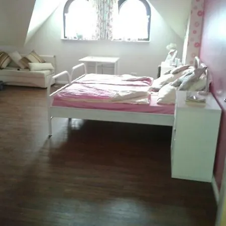 Boarding-haus, * Ostercappeln